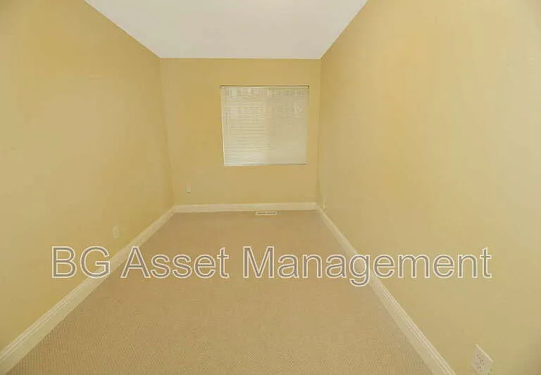 3830 Twin Oaks Way — Photo 13