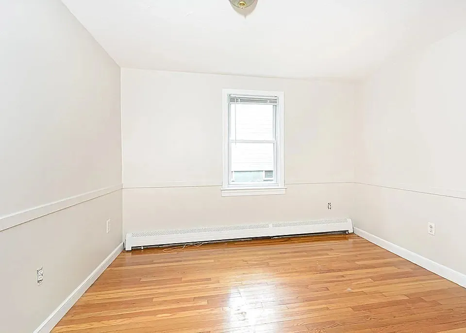 28 Main St #28