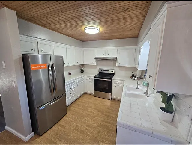 617 W Granger Ave #1 — Photo 5