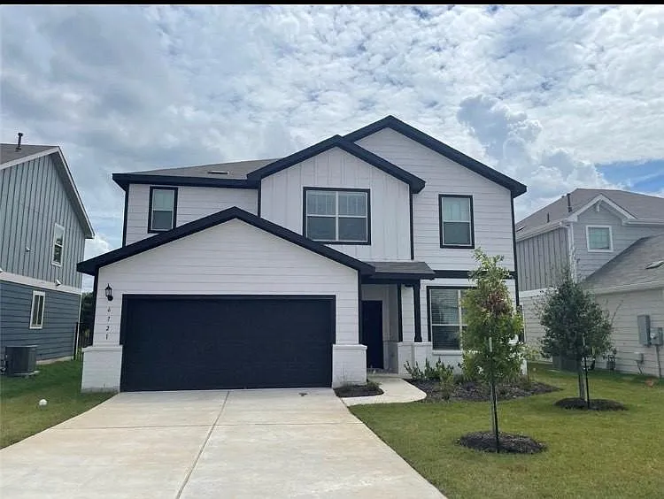 6721 Ellsworth Walk — Photo 1