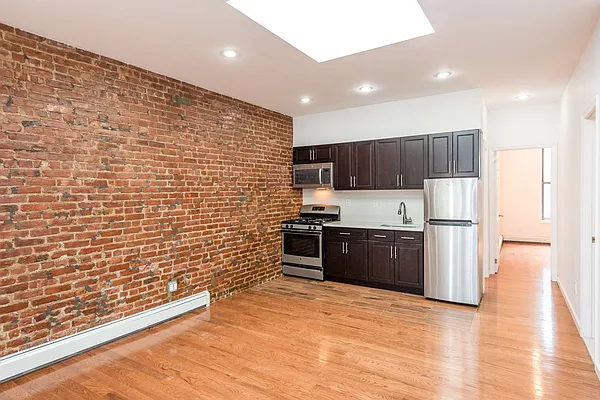 Rented by Nooklyn NYC LLC | media 6