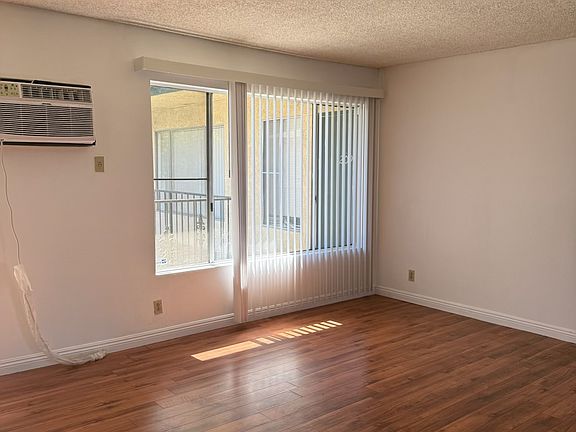 2nd image of 6624 Woodley Ave
