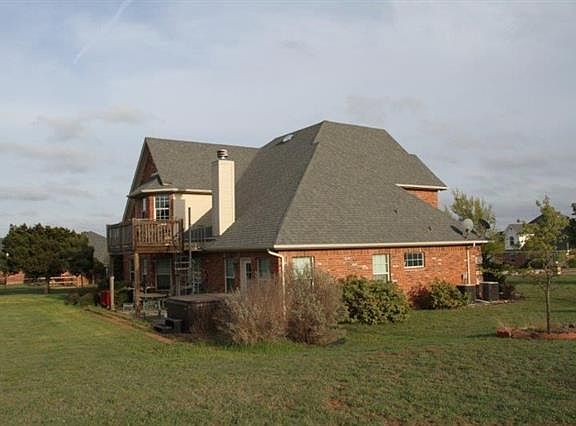 2nd image of 222 Alexandra Dr