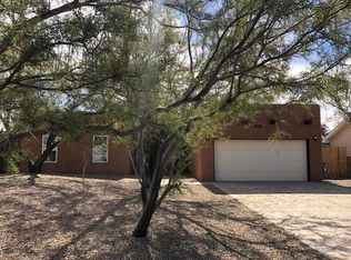 61 Milton Loop, Los Lunas, NM 87031
