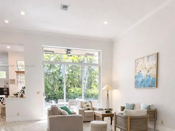 3700 Oak Ridge Ln, Weston, FL 33331