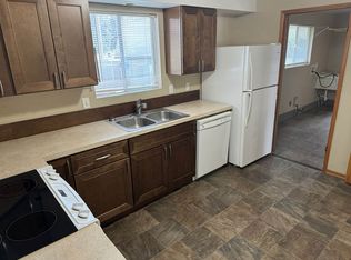 10414 N Whitworth Dr, Spokane, WA 99218