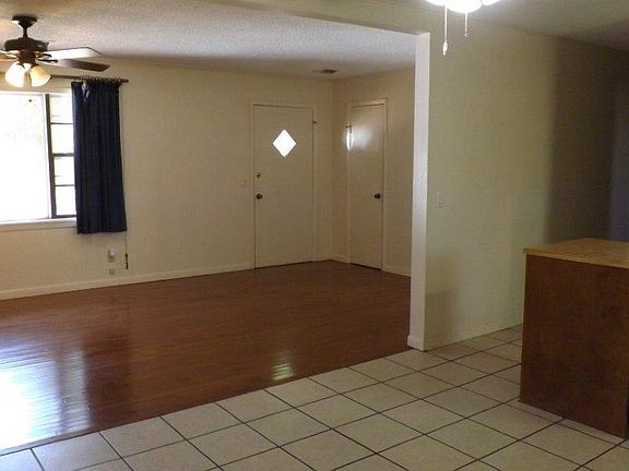 5th image of 14 Immokalee Dr