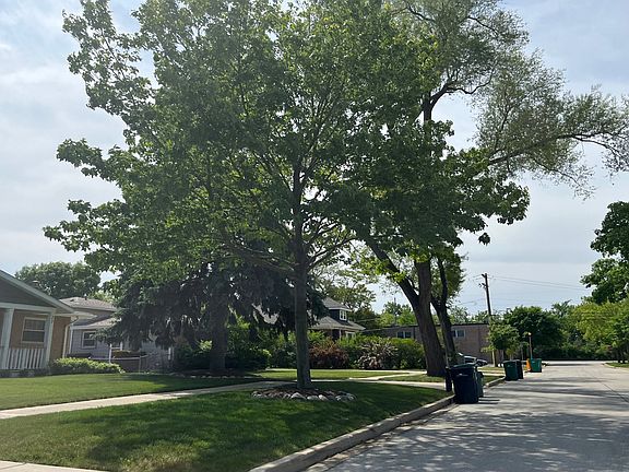 4th image of 24 N Chase Ave