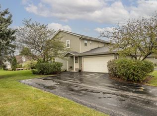 N170W19862 Willow Ridge Dr UNIT 7, Jackson, WI 53037