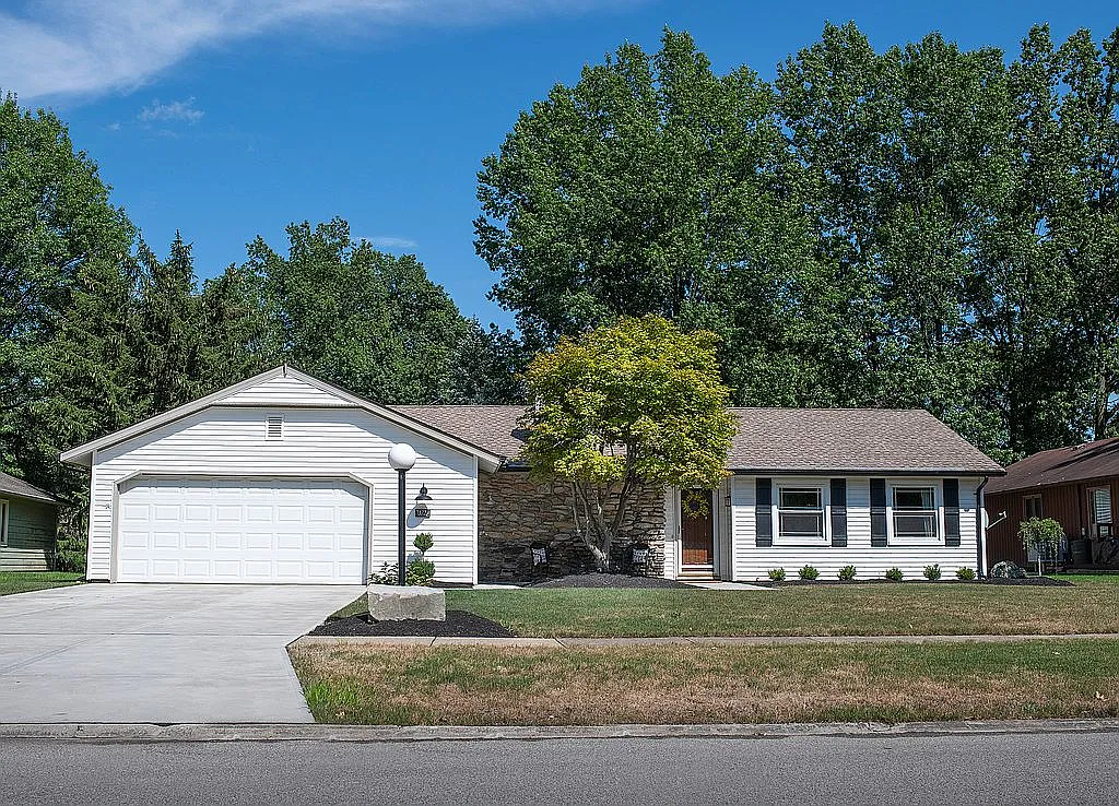 10773 Waterfall Rd photo 1
