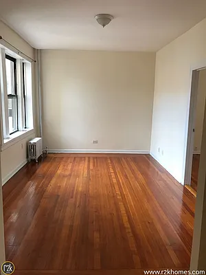 Rented by Realty 2000 Corp | media 12