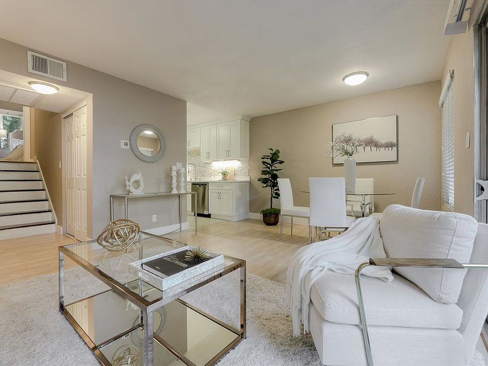 1st image of 2712 Oak Rd APT 58
