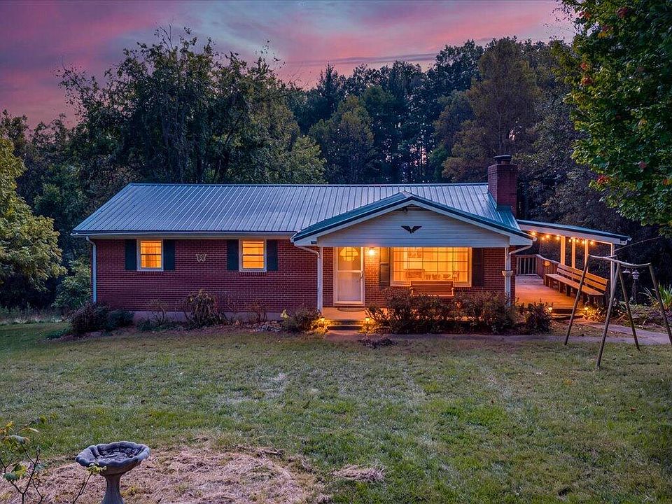 1st image of 204 Millstone Ln