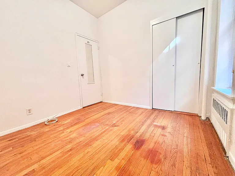 304 E 86th St #2B — Photo 6