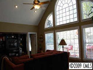 3rd image of 7218 Deloach Ct