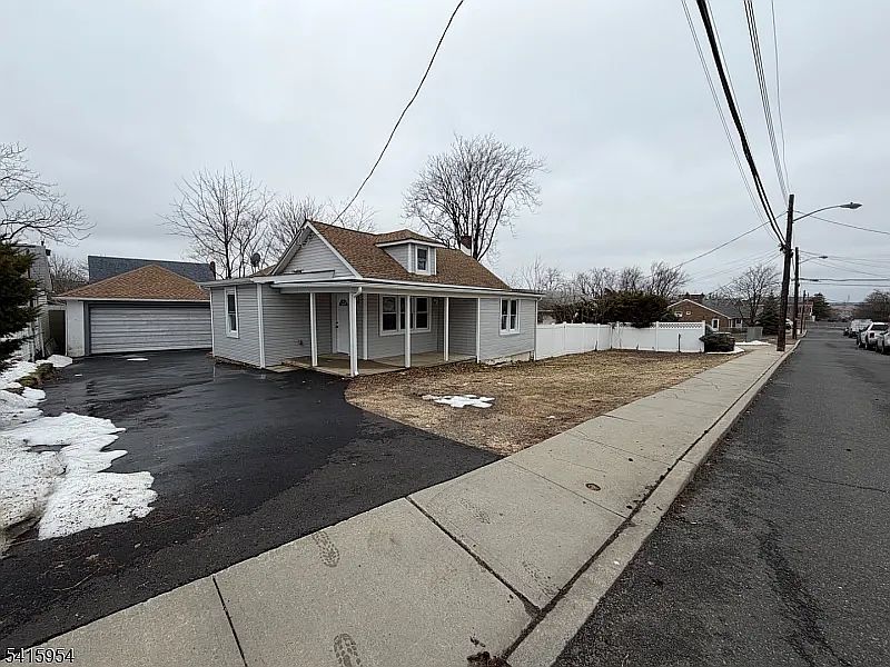 1st image of 36 Quaid St