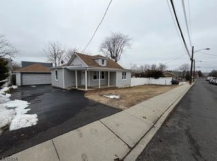 36 Quaid St, Sayreville, NJ 08872