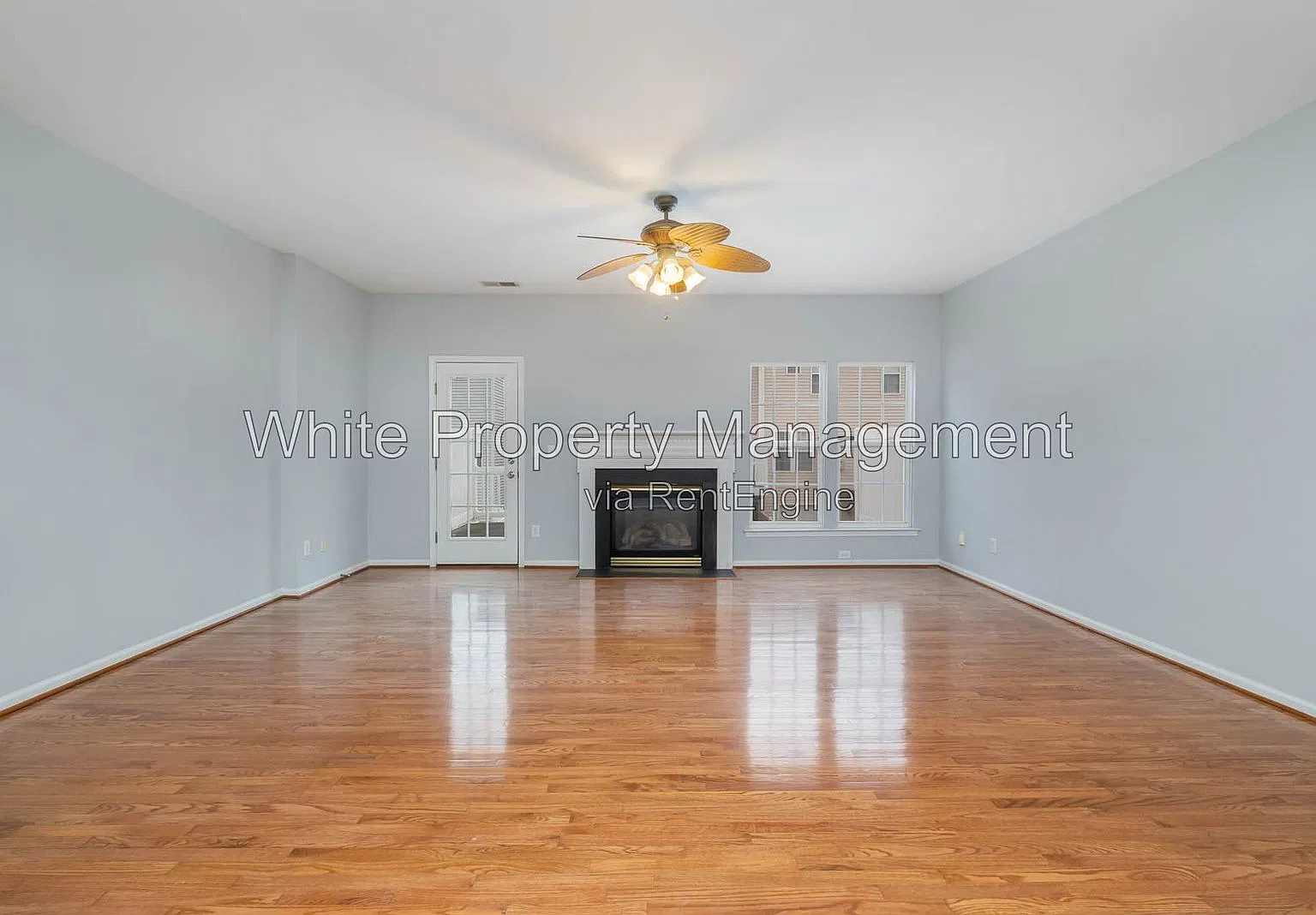 2 bed, 2.5 bath, 1942 sqft, $2,145 — Photo 3