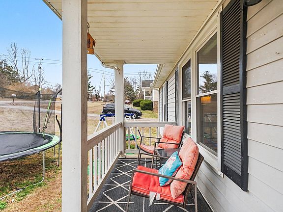 3rd image of 1978 Seven Mile Ferry Rd