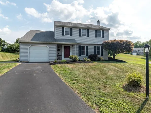 1710 Deer Path Cir, Quakertown, PA 18951