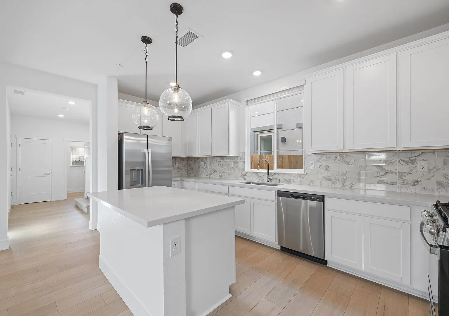 Brand new Arrowcreek Stunner! — Photo 4