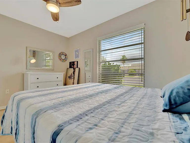 4105 35th Ave W #3 — Photo 38