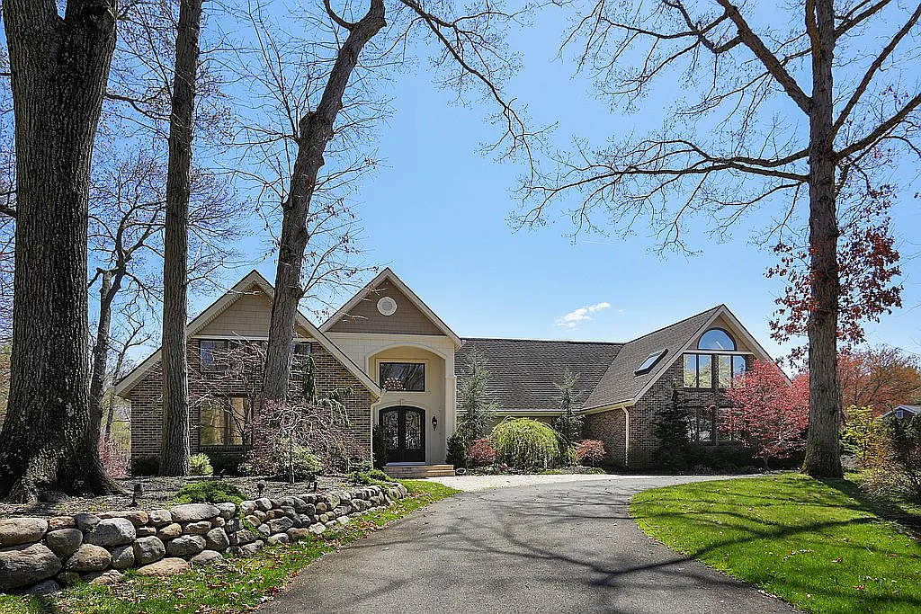 36 Yorktown Rd photo 1