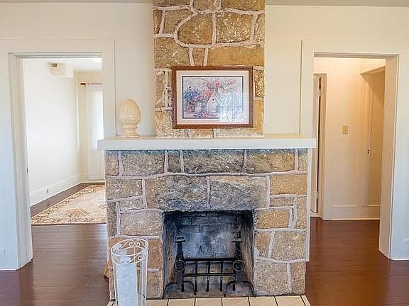 Cottage Decorative Fireplace