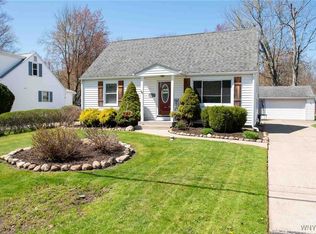 5786 Apollo Dr, Lake View, NY 14085