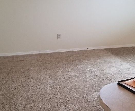 5th image of 1522 S Lawson St #17