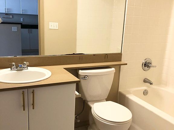 2nd image of 1323 Boren Ave APT 508