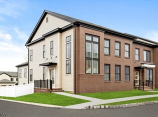 70 E Hartwick Dr, Skillman, NJ 08558