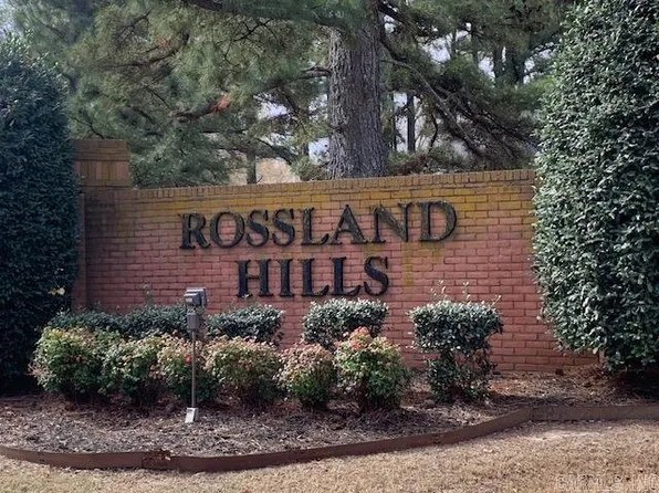 900 Rolling Forest Dr, Jonesboro, AR 72404