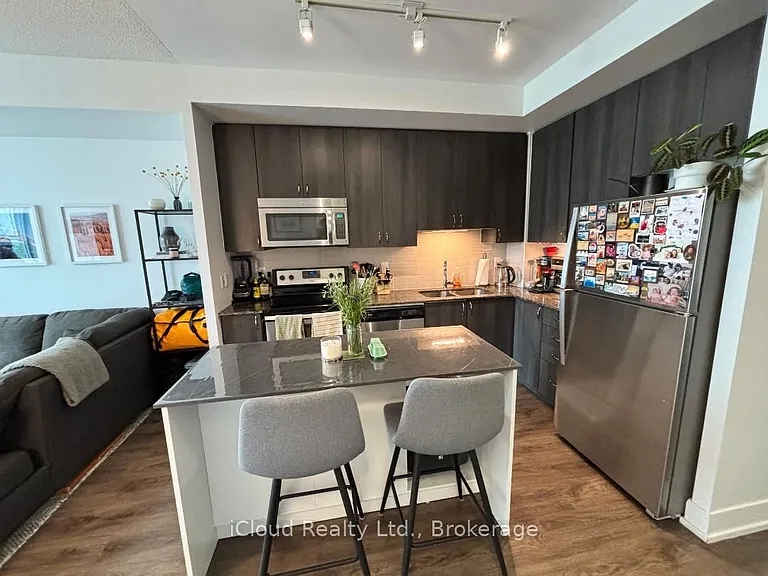 68 Merton St #410 — Photo 16