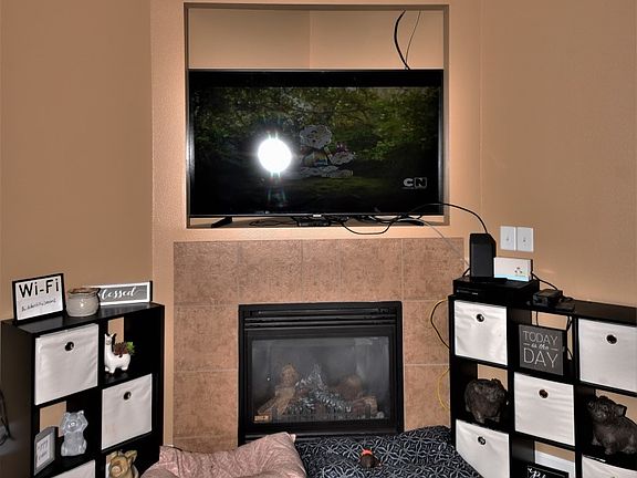 4th image of 455 NE Miramar Cir #55