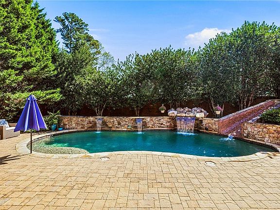 5th image of 4537 Monet Dr