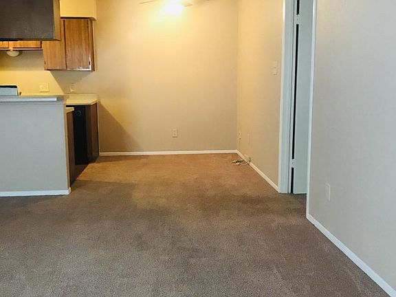 3rd image of 428 Audra Ln APT H