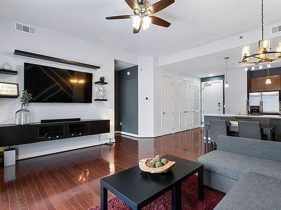 2nd image of 711 Cosmopolitan Dr NE Unit 209