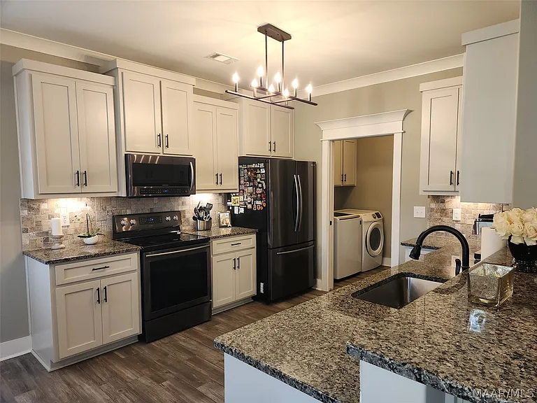 493 Grove Park Loop — Photo 14