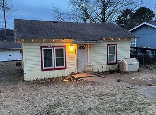 208 E Ada Ave, Wilburton, OK 74578