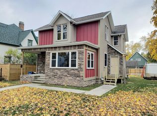 365 2nd St, Manistee, MI 49660