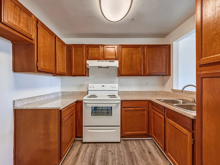 Casa Grande Senior Apartment Homes — Photo 24