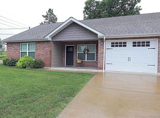 10 Pecan Tree Ln, Farmington, MO 63640