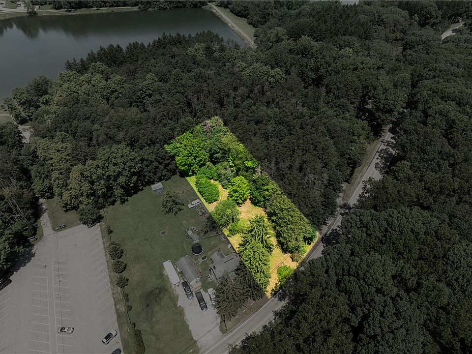 1st image of 167 Twin Lakes Rd