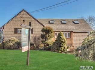 215 August Rd, North Babylon, NY 11703