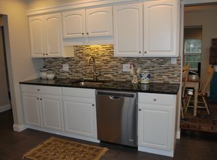 8211 Doctor Craik Ct, Alexandria, VA 22306