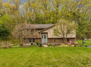 59 Queensland Rd, Billerica, MA 01821