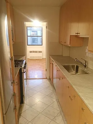 Rented by Town Residential | media 9