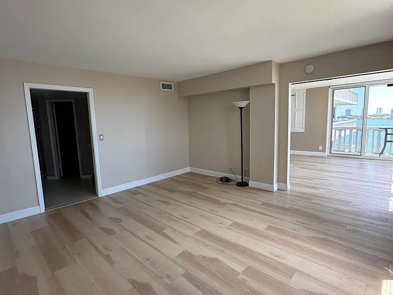 301 Lake Shore Dr #708 — Photo 9