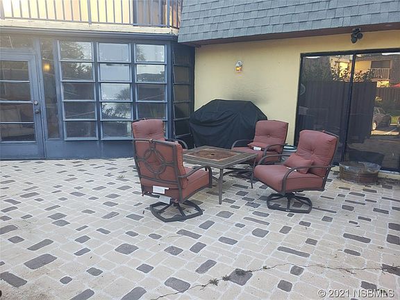 2nd image of 42 Cedar Dunes Dr
